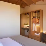 Epiphany Lefkada Τσουκαλάδες